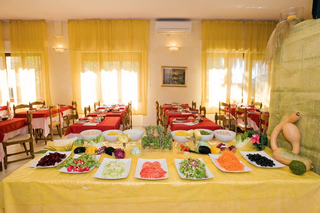 Hotel Lido Pietra Ligure Dış mekan fotoğraf