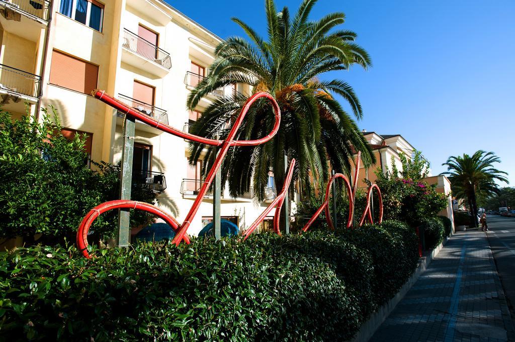 Hotel Lido Pietra Ligure Dış mekan fotoğraf