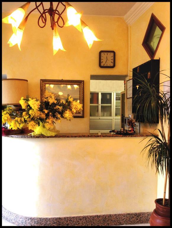 Hotel Lido Pietra Ligure Dış mekan fotoğraf